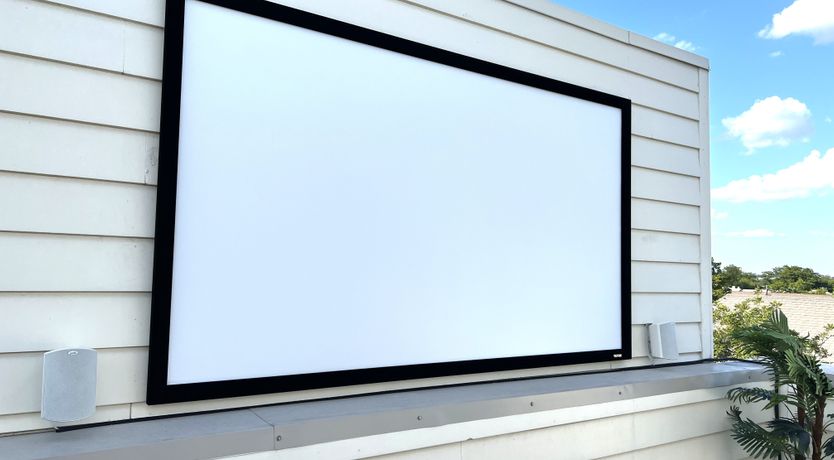 Photo of Pearl In The River