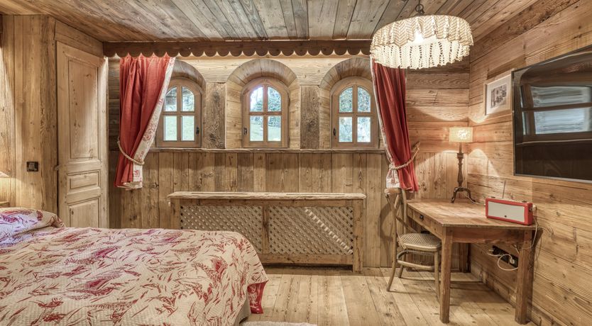 Photo of Rascal Among the Pines