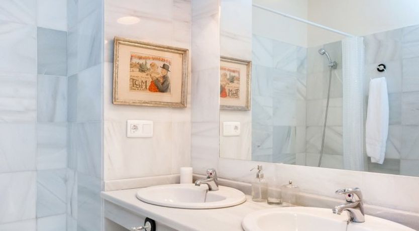 Photo of Rays of the Glass