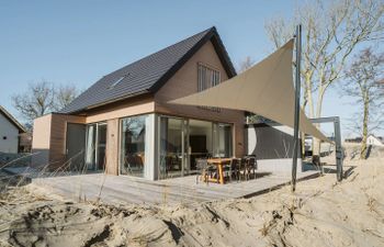 Sand Dunes & Salty Air Holiday Home