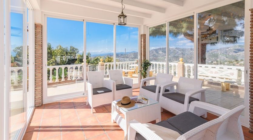 Photo of Apricots & Honey