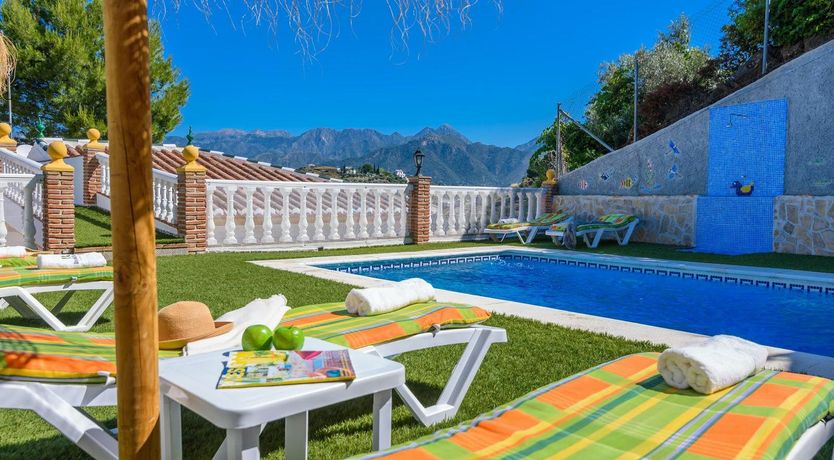 Photo of Apricots & Honey