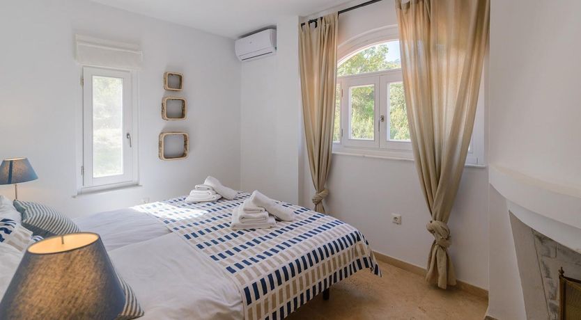 Photo of Paradise Place