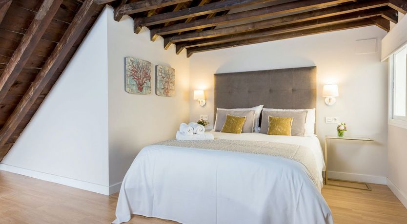 Photo of Leaf & Beam