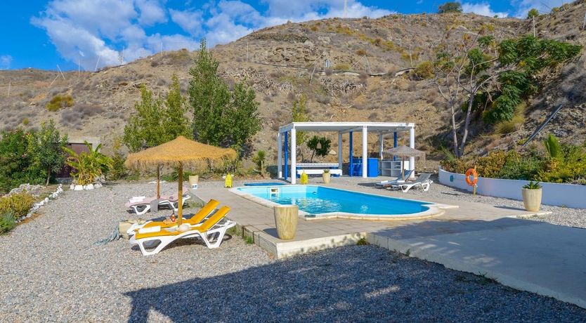 Photo of White & Blue