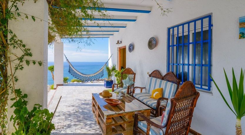 Photo of White & Blue