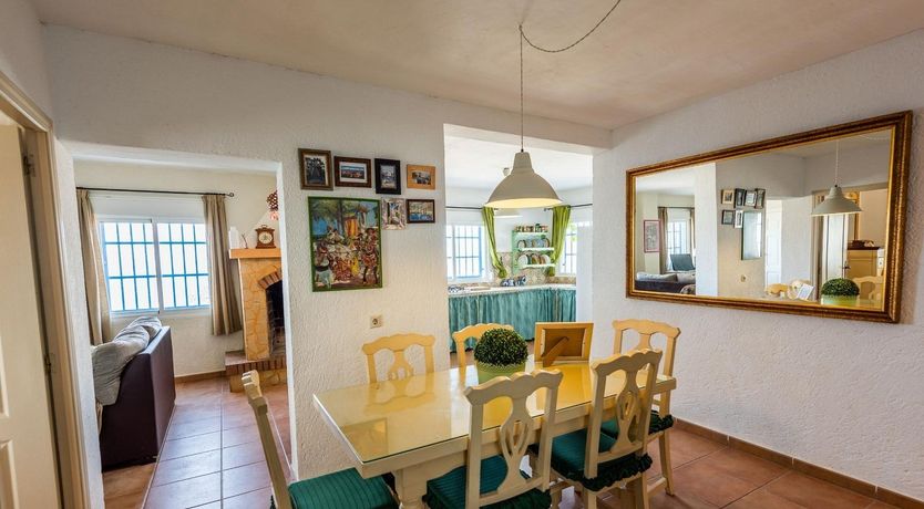 Photo of White & Blue