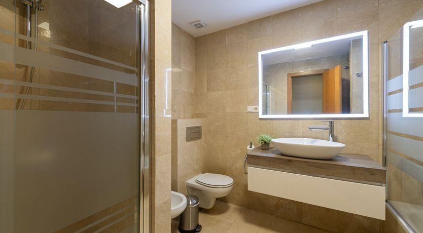 Photo of Golden Coast