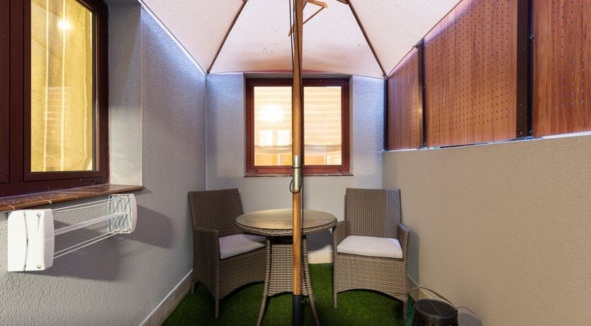 Photo of Golden Coast