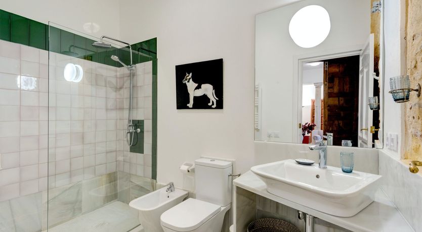 Photo of White & Watercolour