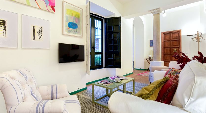 Photo of White & Watercolour