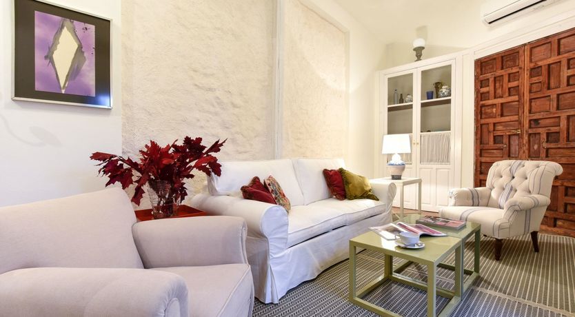 Photo of White & Watercolour