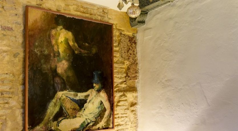 Photo of White & Watercolour