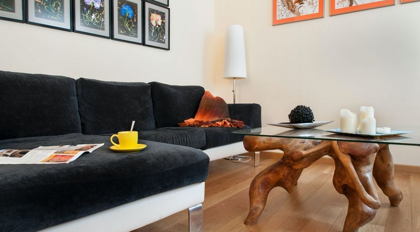 Photo of Faces & Flowers