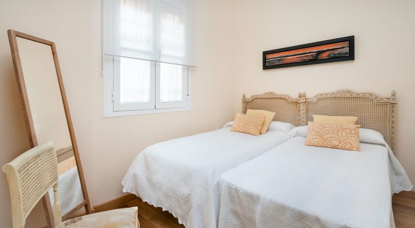 Photo of Faces & Flowers