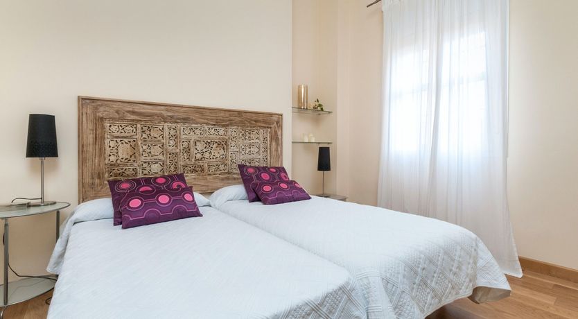 Photo of Faces & Flowers