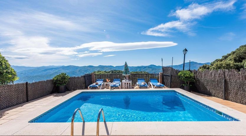 Photo of Mountain Sunbeams