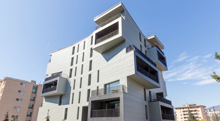 Photo of Bubble by the Lake