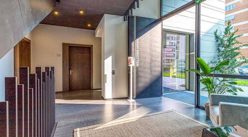 Photo of Bubble by the Lake