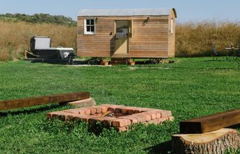 Endless Green Holiday Cottage