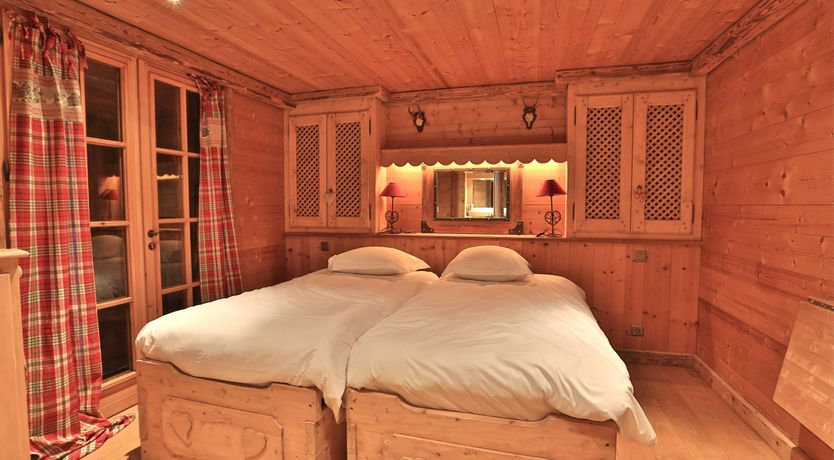 Photo of Sleigh Bells Ring