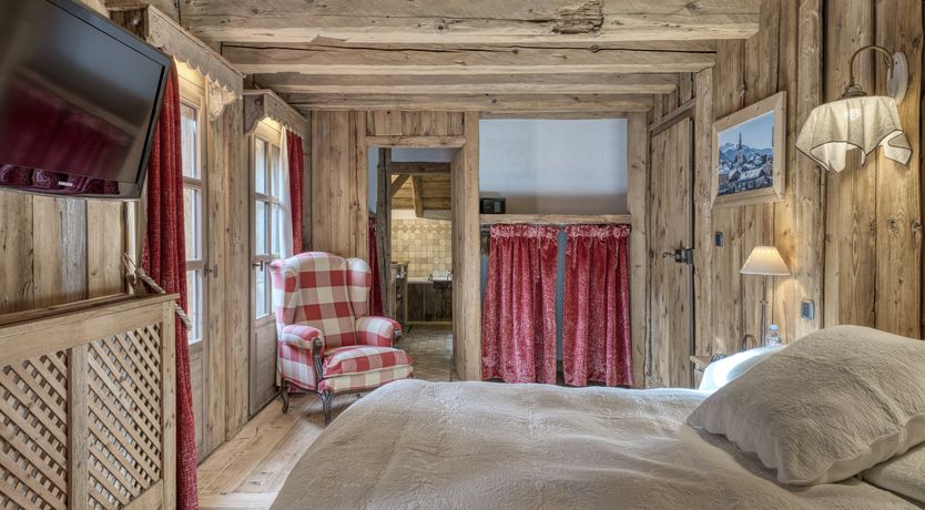 Photo of Little Wooden Hearts