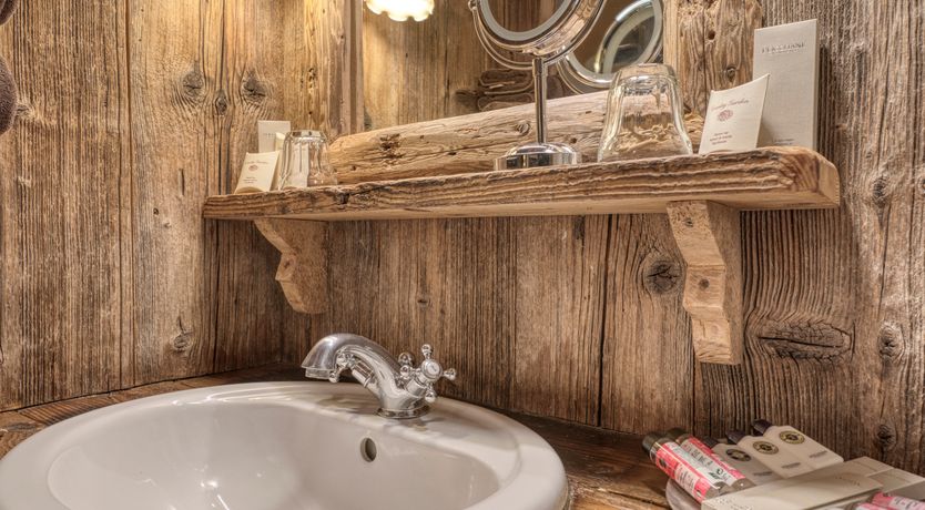 Photo of Little Wooden Hearts