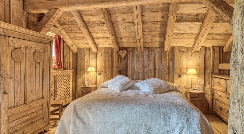 Photo of Little Wooden Hearts