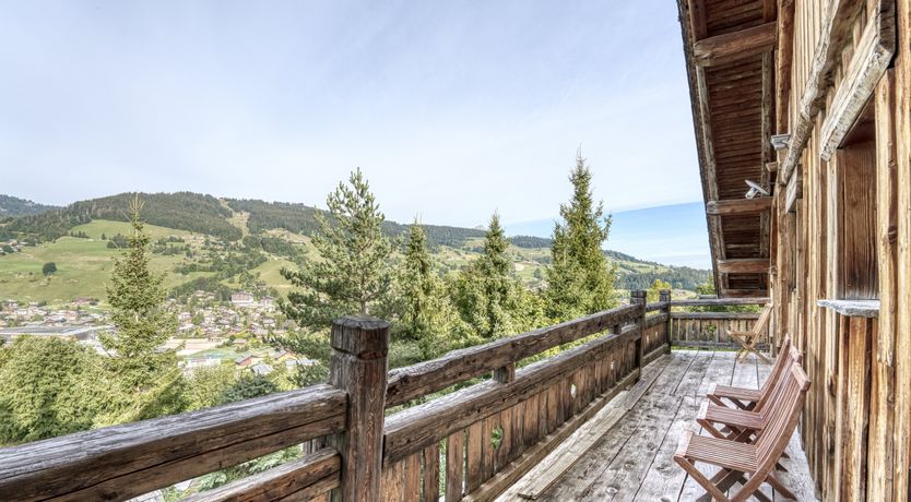 Photo of Little Wooden Hearts