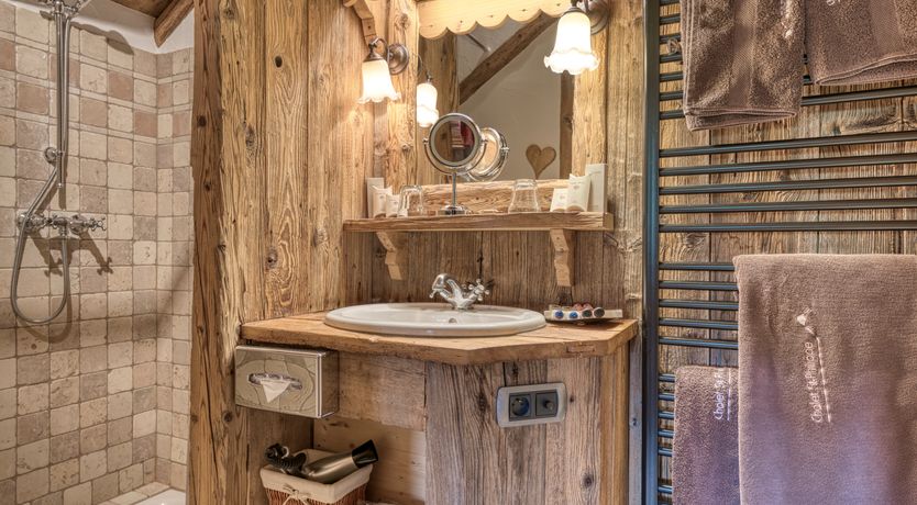 Photo of Little Wooden Hearts