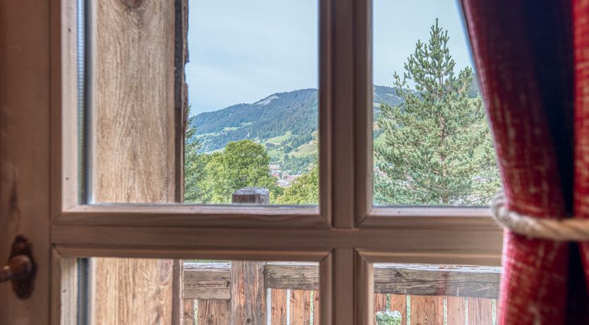 Photo of Little Wooden Hearts