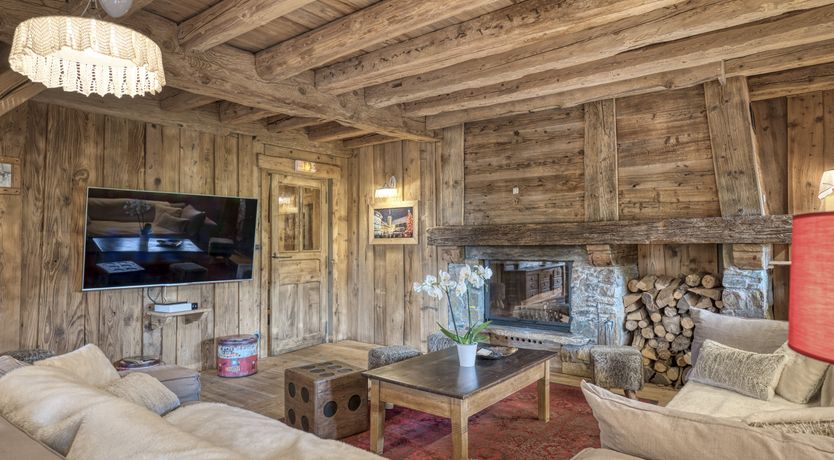 Photo of Little Wooden Hearts