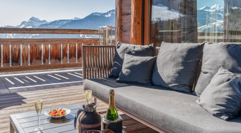 Photo of The Mountain Sun