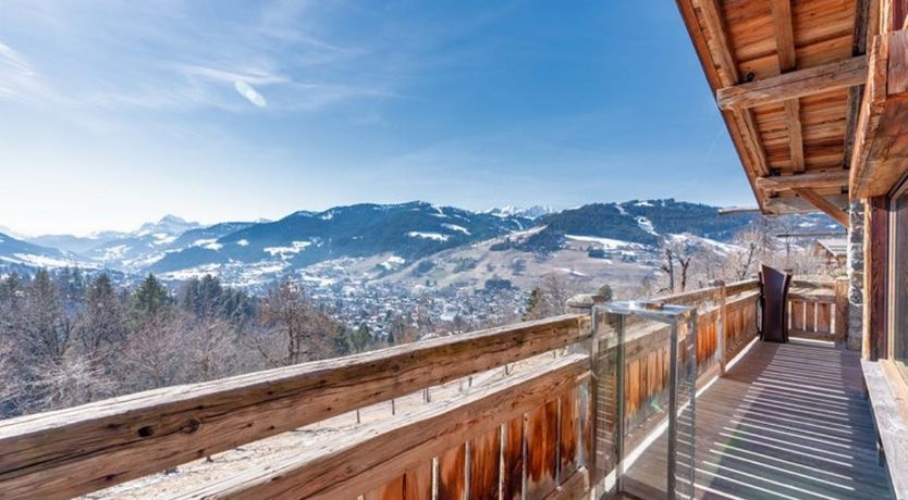 Photo of The Mountain Sun