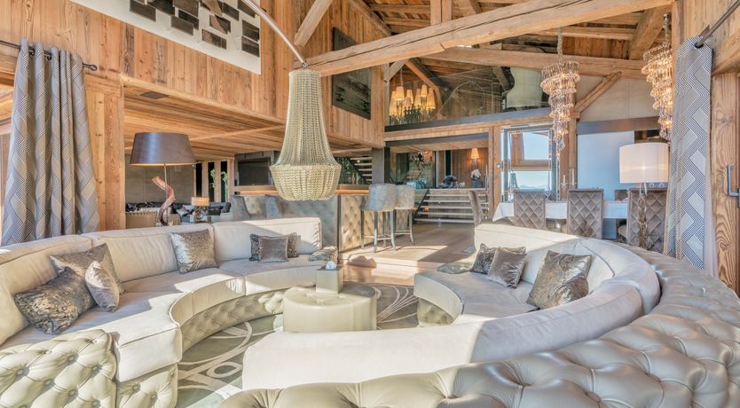 Photo of The Mountain Sun