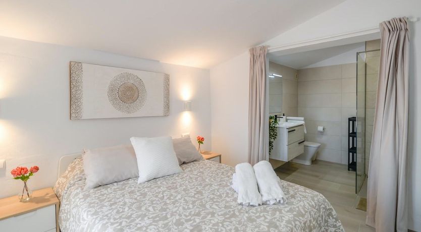 Photo of Tropical Wanderlust