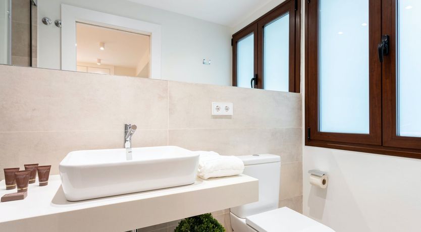 Photo of Velvet In Verde