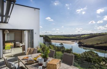 A River to the Sea Holiday Cottage