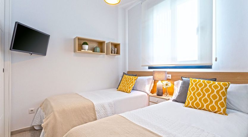 Photo of Jewelled Palms