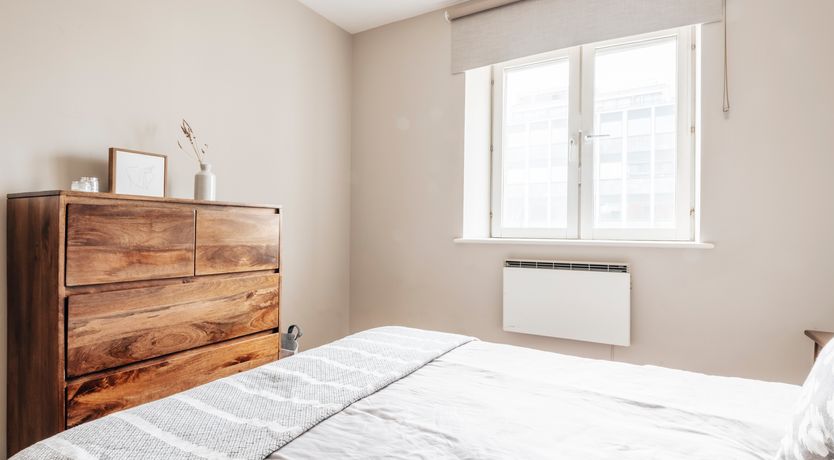 Photo of Viv & Larry