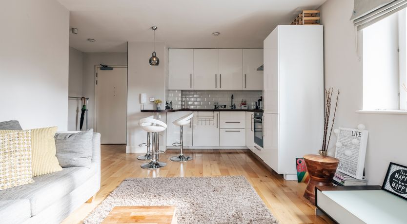 Photo of Viv & Larry