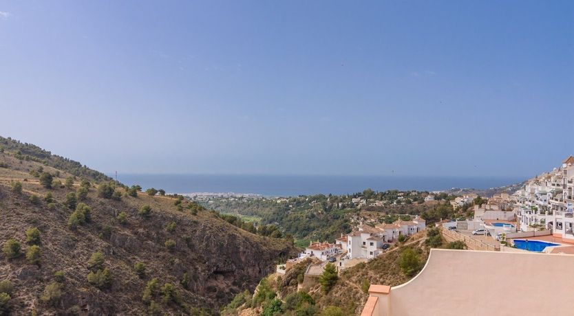 Photo of Haze on the Horizon