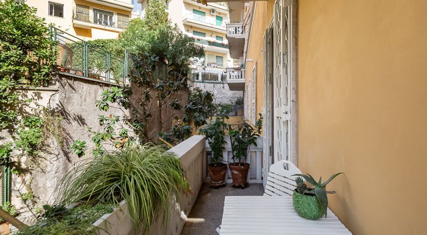 Photo of The Antique Market