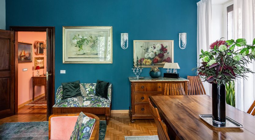 Photo of The Antique Market