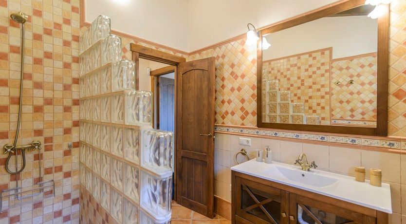 Photo of Mountain Lagoon