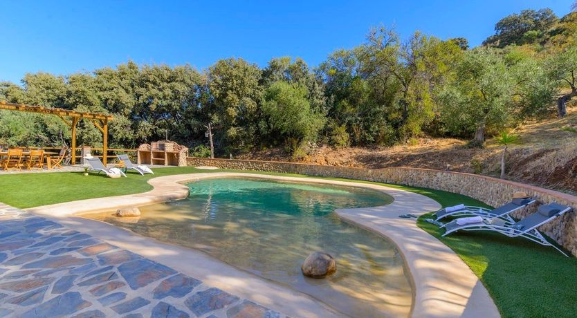 Photo of Mountain Lagoon