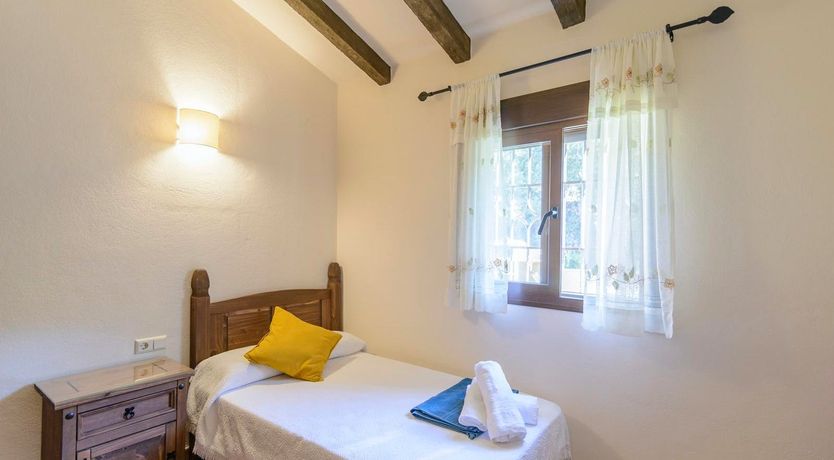 Photo of Mountain Lagoon