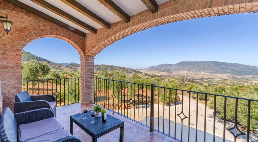 Photo of Mountain Lagoon