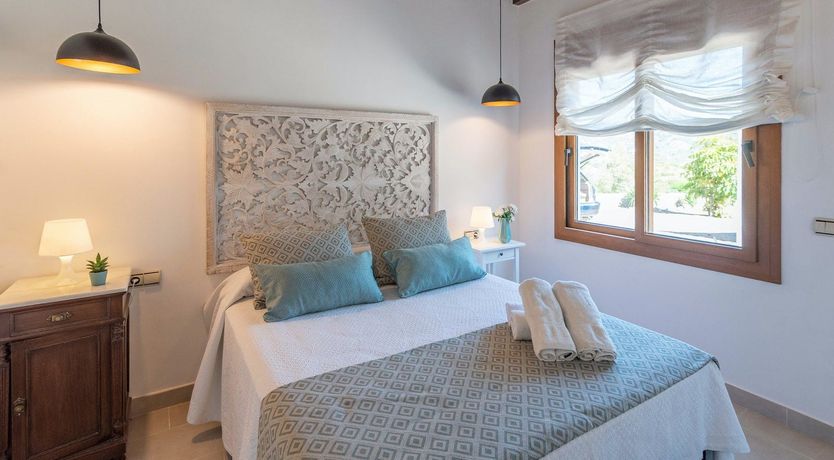 Photo of Romantic Siestas