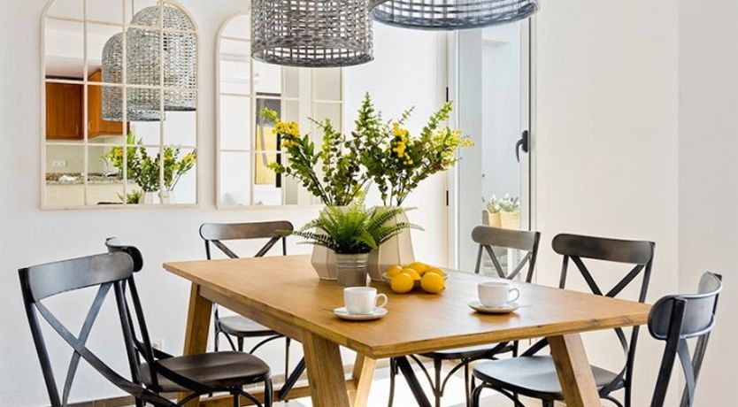 Photo of Sun Above Water